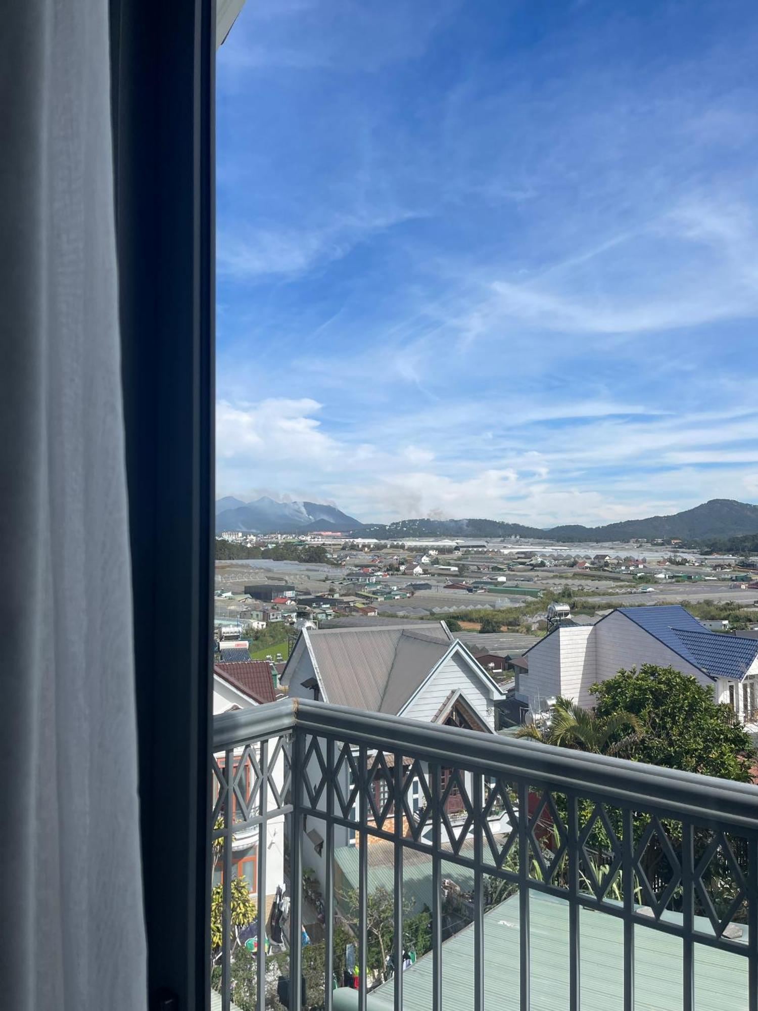 Monaco Hotel Khu Chi Lăng Zewnętrze zdjęcie
